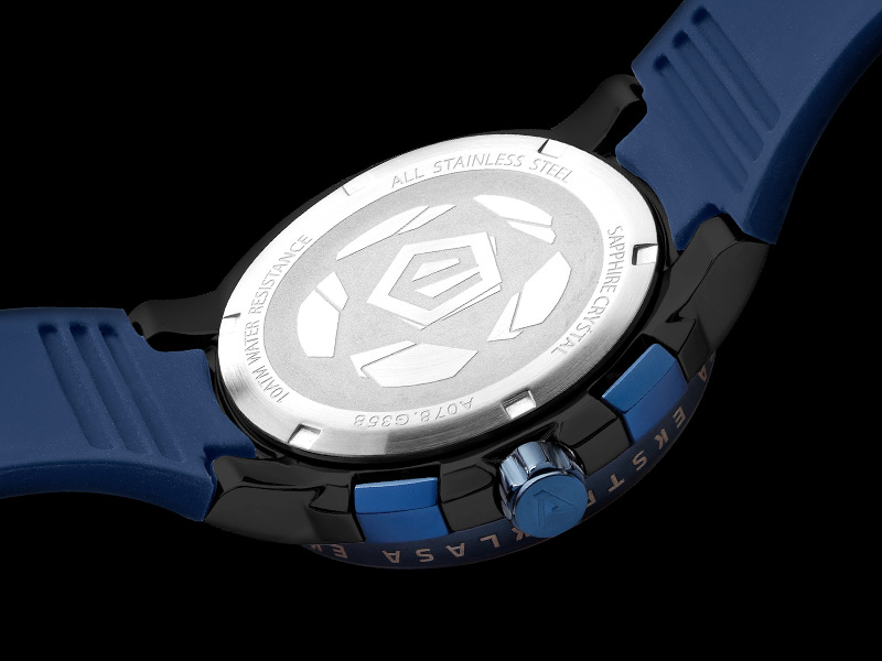 dekiel niebieskiego zegarka A078.G358
